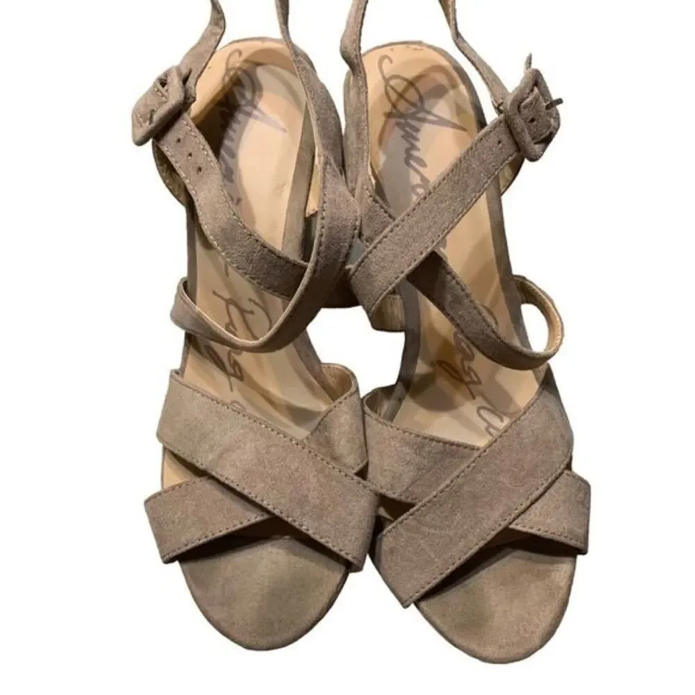 American Rag Wedge Sandals‎ Tan 6  Strappy Faux Suede Platform